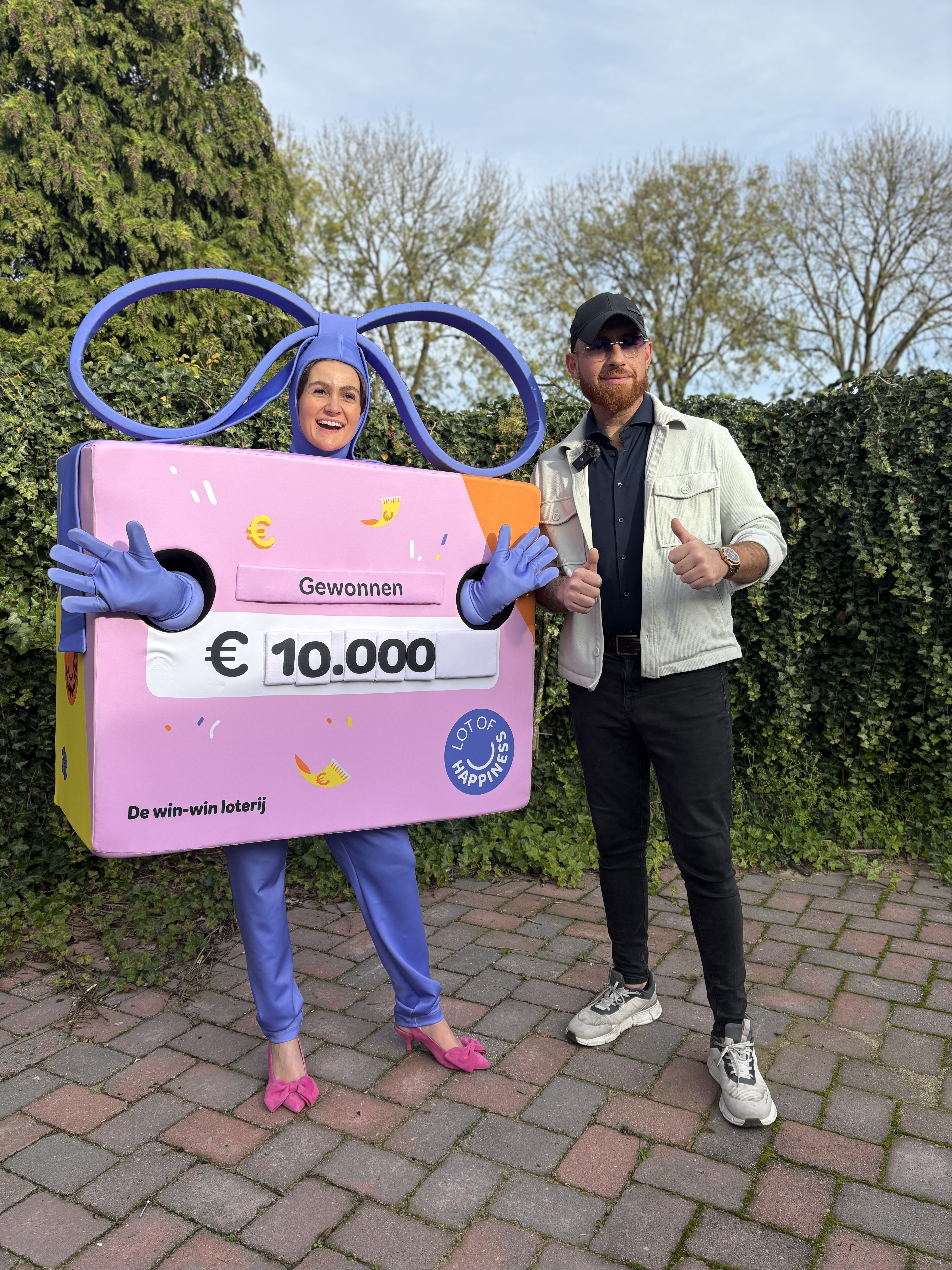 Lot of Happiness introduceert kleurrijke mascotte Winnie als nieuwe merkambassadeur
