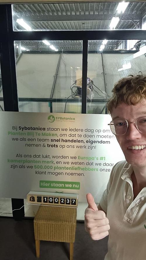 Van studentenkamer naar 100.000 klanten, Sybren Bies (25) schaalt in 5 jaar op.