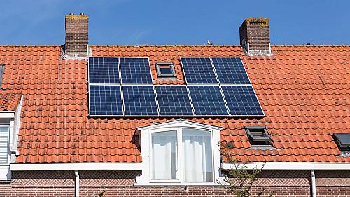 Halfjaar na de Energiewet: geen enkele leverancier biedt consumenten energie delen aan