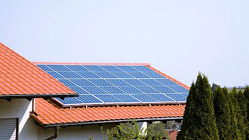 4 miljard kWh zonnestroom in juli: record in Nederland vlak voor einde salderingsregeling